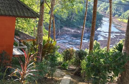 Ban Ta Khun House | ภูริรักษ์ โฮมสเตย์