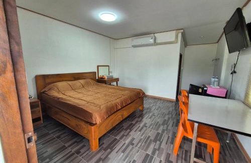 Nongbua Lamphu House | มนัสนันฐ์บ้านสวน รีสอร์ท จังหวัดหนองบัวลำภู