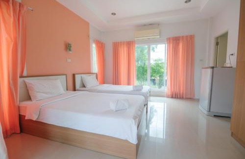 Chom Bueng Resort | รีสอร์ท เรือนชมดาว