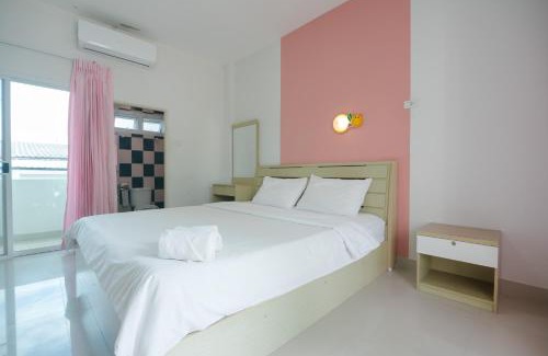 Chom Bueng Resort | รีสอร์ท เรือนชมดาว