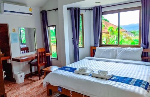 Tha Wang Pha Hotel | วังผา ชาเล่ต์ รีสอร์ท