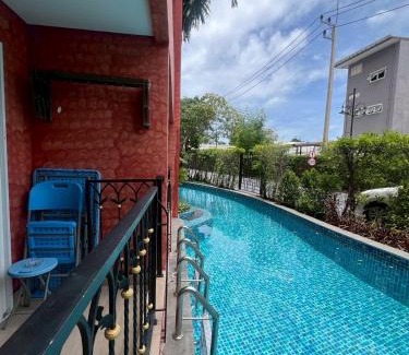 Na Kluea Apartment | เซเว่น ซี คอนโดรีสอร์ท สวนน้ำ