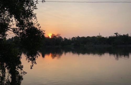 Bang Khonthi Hotel | เรือนปณาลี รีสอร์ท