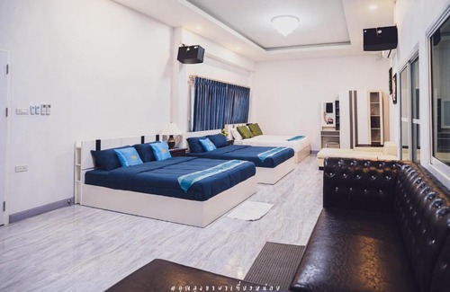 Mae Faek Mai Villa | เลอเบสท์พลูวิลล่า10ท่านPoolVillaChiangmai
