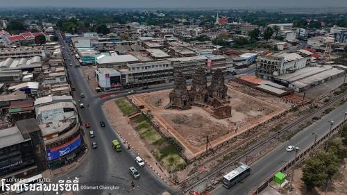 Lop Buri Hotel | โรงเเรมลพบุรีซิตี้ Lopburi City Hotel