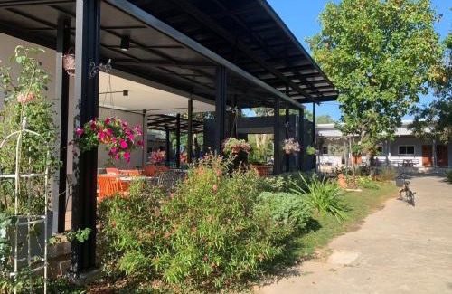 Yasothon Hotel | โรงแรมอีสานอินน์ ยโสธร - Easarninn Yasothorn
