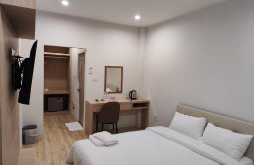 Tha Muang House | โฮมเทล