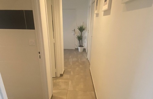 Villejean Apartment | ღ Longchamp - 4 rooms - Wifi - Metro 400m away