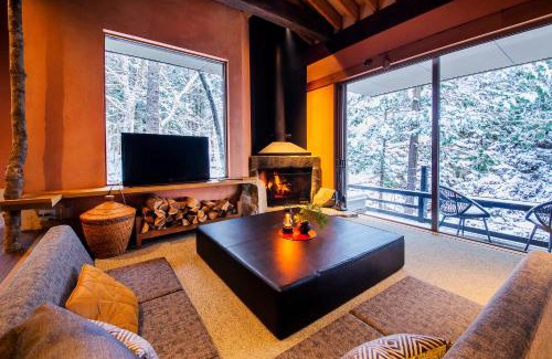 Takayama House | すみや落水邸