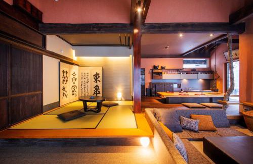 Takayama House | すみや落水邸