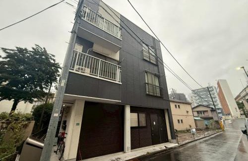 Kamiikebukuro Apartment | コーポ岡崎101