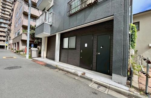 Kamiikebukuro Apartment | コーポ岡崎101