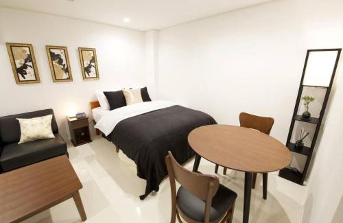 Naha City Centre Apartment | プロスパービル 2B