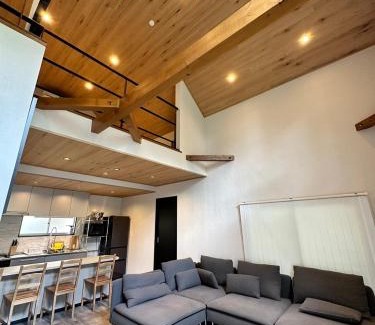 Oishi Apartment | ペット可｜自然に囲まれながらサウナやBBQ｜最大８名｜The No.10河口湖
