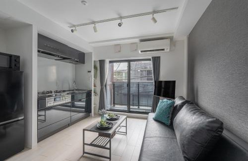 Nishiazabu Apartment | ルネサンス六本木303