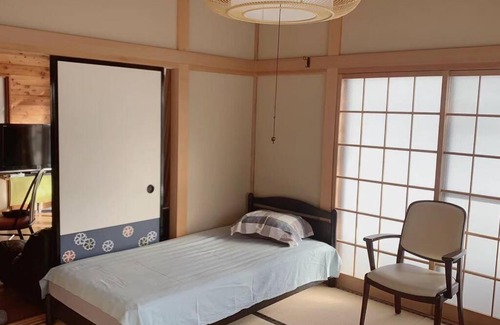 Kusatsu Onsen Ski Chalet | 一番館※温泉街に近く、心が落ち着く別荘地同樺順荘
