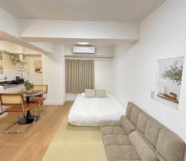 Yushima Apartment | 上野東京セントラルステイ 2-4人 山手線駅徒歩3分御徒町 アメ横3分 上野駅10分 湯島駅2分