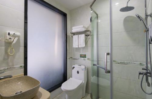 Yu Hua Apartment | 北极星酒店(长沙高铁南站店)