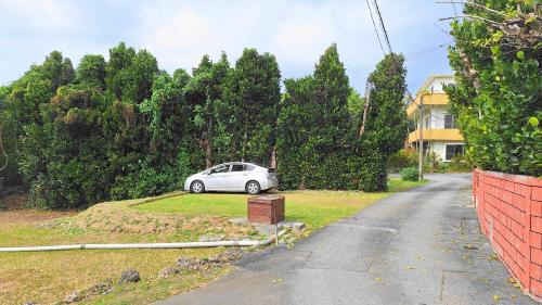 Motobu House | 古民家コテージ やんばるの家 "Yanbaru house" Traditional Okinawa Cottage
