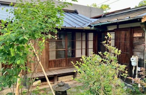 Yamanouchi Apartment | 和宿520ゴーニマル緑青