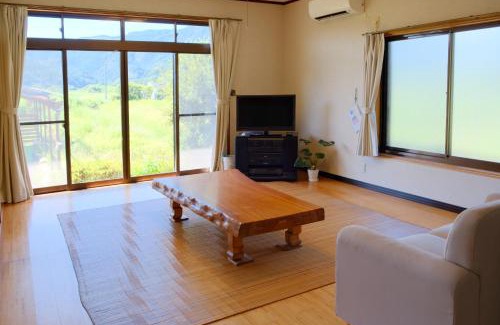 Hata-gun Villa | 四万十川傍にある日本家屋まるごと「貸切宿 ほとり」