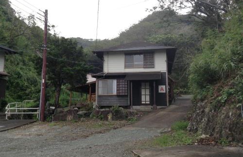 Nishina Cabin | 堂ヶ島ランドホピア Dogashima Land Hopia