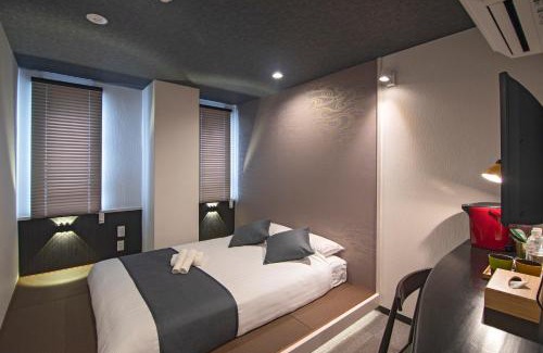 Minato Hotel | 大阪港浮絵ホテル