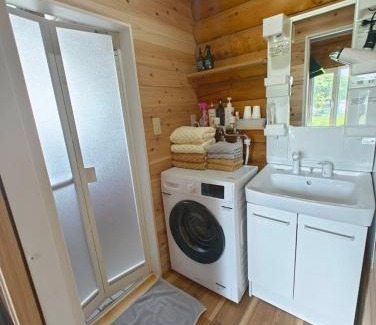 Shiraoi House | 天然温泉付ログハウス ヴィレッジR 4名様まで同一料金 屋根付bbq設備あり