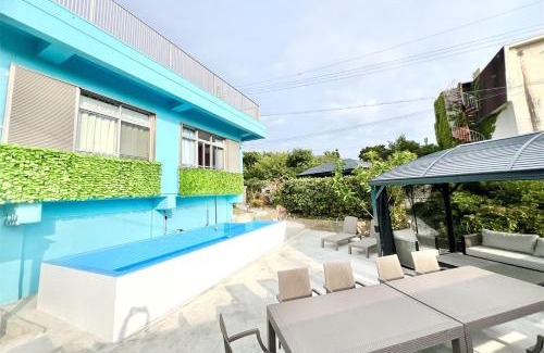 Tsubaki Onsen Villa | 天然露天温泉付き!雨でも炭火BBQ可!プール付き!Max12名!駐車場2台!千畳敷三段壁近く