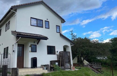 Hokuto House | 富士山が見える八ヶ岳南麓の家