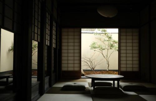 Central Kyoto House | 屋子 Wuz Marutamachi
