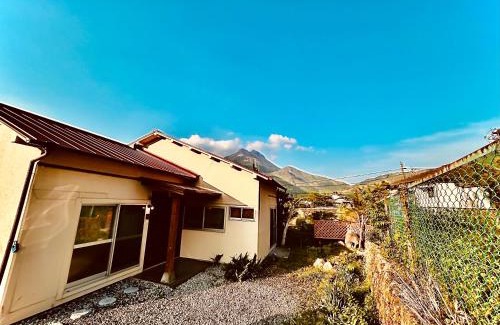 Yufuin Onsen House | 岳見の宿
