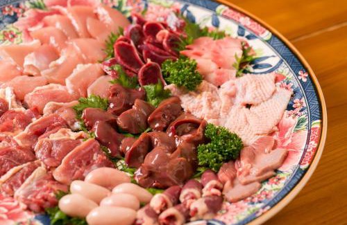 Aki Hotel | 日本の秘境で味わう絶品地鶏 ジローのおうち