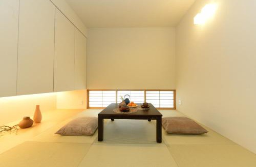 Higashi Apartment | 札幌八條別邸