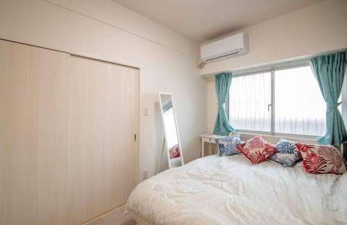 Yokosuka Apartment | 横須賀アロハハウス702
