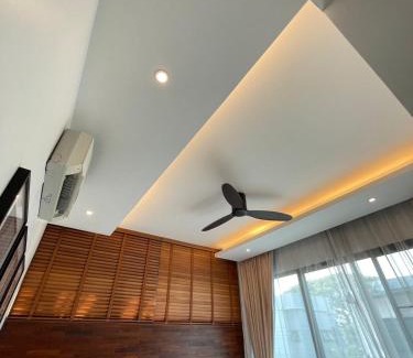Chang Phueak Villa | 清迈宁曼路附近四卧轻奢泳池别墅 打车10分钟到古城