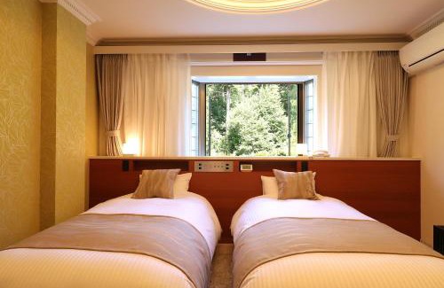 Azumino Hotel | 温泉ホテル安曇野アートキャビン