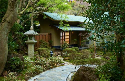 Atami Apartment | 熱海慧薗貸し切り
