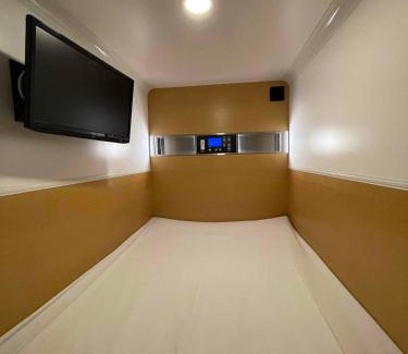 Tachikawa Hotel | 男性限定 サウナ&カプセル&ジム&岩盤浴&漫画 ミナミ立川 Men Only Sauna,Capsule,Gym,Bedrock Bath,Comic Minami Tachikawa