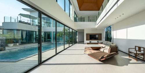 Na Kluea Villa | 私人保姆 中天海滩 皇家奢华泳池五卧别墅