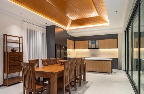 Na Kluea Villa | 私人保姆 中天海滩 皇家奢华泳池五卧别墅