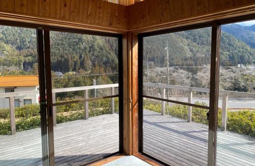 Gero House | 花緑里-Hanamidori-そしの山荘 岐阜下呂金山郡上貸切ロッジ高原リゾート