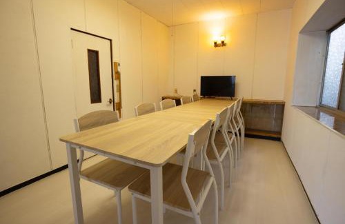 Toyokawa Apartment | 豊川稲荷10分の一棟貸 ホタルヤ