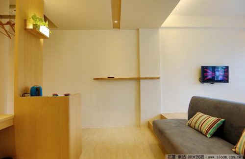 Hualien City Centre Bed & Breakfast | 車站100m民宿丨電梯附停車場