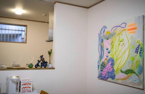 Motomatchi Villa | 难波站 高岛屋步行5分钟 双层独栋别墅150平 4卧室3厕所2浴室 空间宽敞设施齐全 八阪神社步行1分钟 心斋桥 道顿堀 黑门市场 通天阁步行圈内