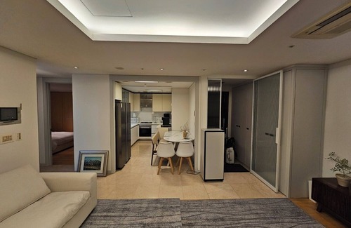 Gangnam Apartment | 강남 고급 아파트 2베드룸 도곡역 3분 깔끔한 풀옵션