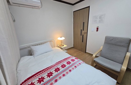 Insadong House | 경복궁청와대지하철 공항버스정류장까지 걸어서 5분인곳