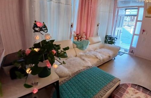 Dong-gu Bed & Breakfast | 복층형 하우스