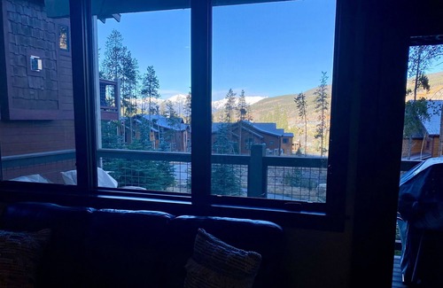 Keystone House | 0.5 mile walk to Gondola and Keystone Village! 50 yards to Keystone Shuttle!