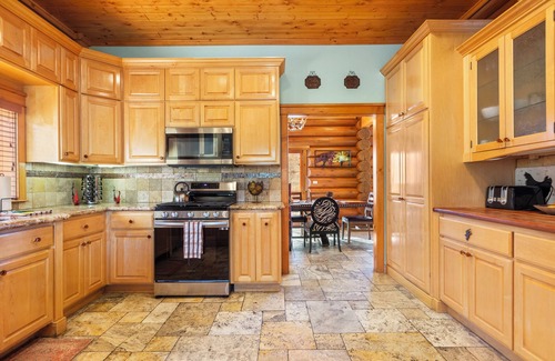 Castle Glen Estates Cabin | 0.5mi to the Lake, Deck w/Views, Poker Table | Eagle Ridge Retreat by AvantStay